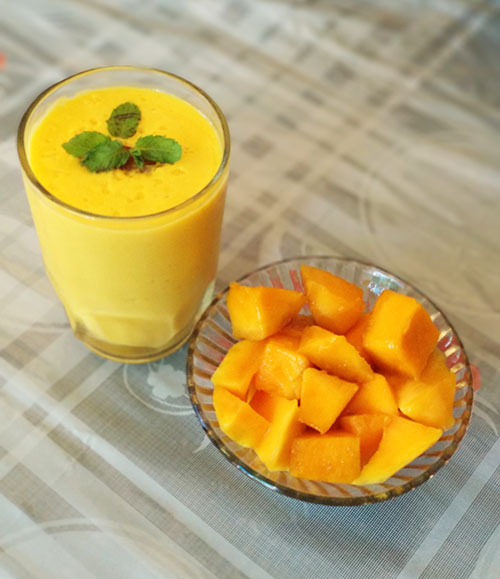 Mango Lassi - FoodBreeze